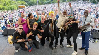 Mango Groove celebrates 40 years with emotional concert at Kirstenbosch Gardens Mango Groove celebrates 40 years with emotional concert at Kirstenbosch Gardens