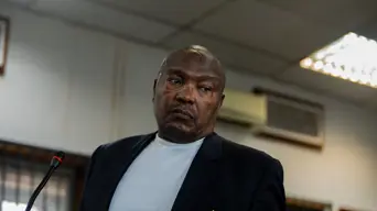 Gauteng Traffic Police pilot says Hawks requested he hover over Molefe’s house during arrest Gauteng Traffic Police pilot says Hawks requested he hover over Molefe’s house during arrest