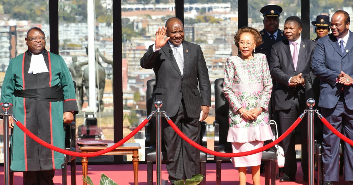 Ramaphosa takes oath of office as he begins second term as president