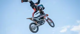US rider crowned as FMX action thrills sold-out Johannesburg crowd US rider crowned as FMX action thrills sold-out Johannesburg crowd