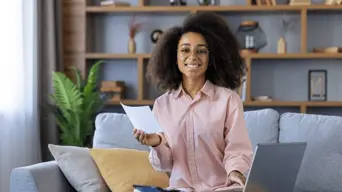 Healthcare that gets you (and your budget) Healthcare that gets you (and your budget)