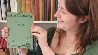 Rare first edition of 'The Hobbit' discovered during house clearance sells for 'record-breaking' sum Rare first edition of 'The Hobbit' discovered during house clearance sells for 'record-breaking' sum