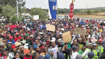 Protesting Fochville residents give municipality 25 hours to restore water supply Protesting Fochville residents give municipality 25 hours to restore water supply