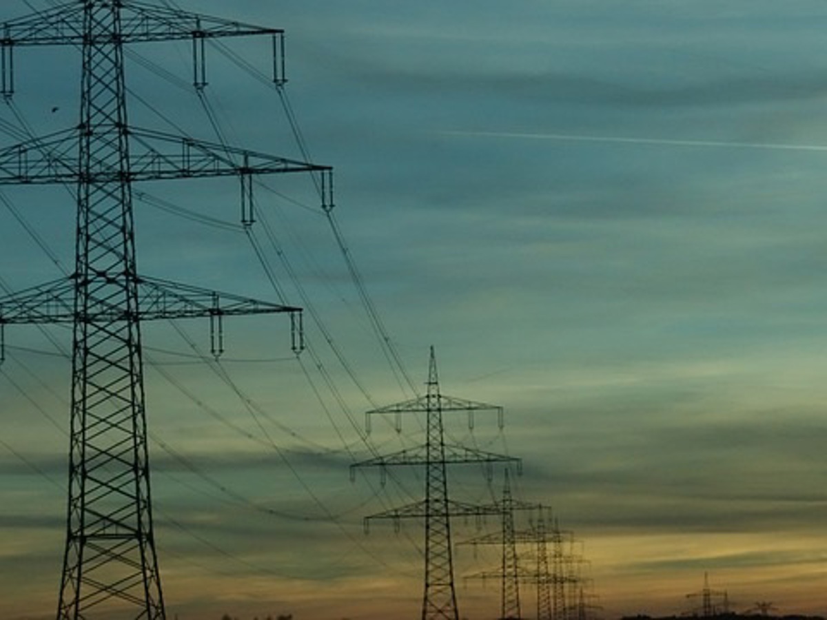 Eskom urges Table View residents to be patient as it works to restore electricity - Vimarsana News