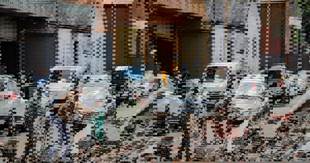 Joburg officials eye gas leak after Doornfontein student residence explosion