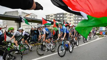 Vuelta hit by protests again, Bernal wins stage Vuelta hit by protests again, Bernal wins stage