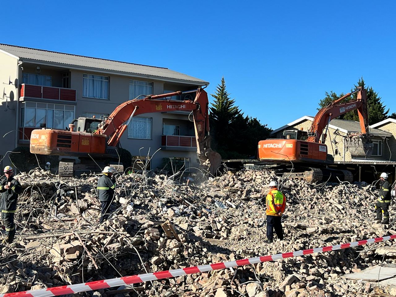 DA's Winde denies that companies involved in George building collapse are party donors - Vimarsana News