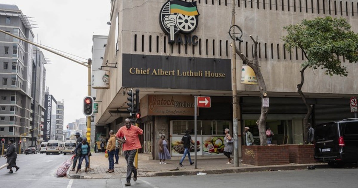 Unemployed youth to march to Luthuli House over Mantashe's 'proactive' job remarks