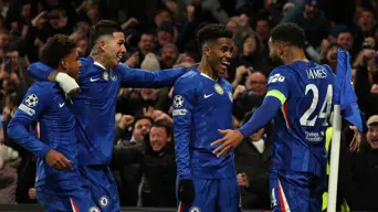 Chelsea dominate Barca in Champions League, Man City lose Chelsea dominate Barca in Champions League, Man City lose