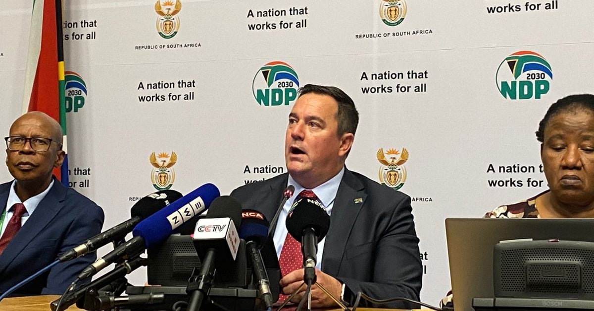 Agri Dept plans to spend at least R1.8bn to fund vaccination campaign against FMD