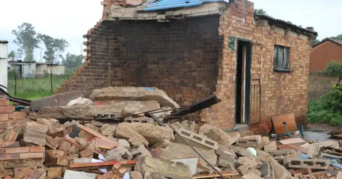 Doornkop building collapse: Surviving family members to receive temporary ...