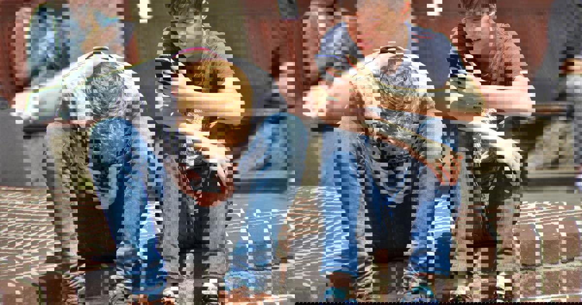 Should South Africa follow Australia's social media ban for under 16s?