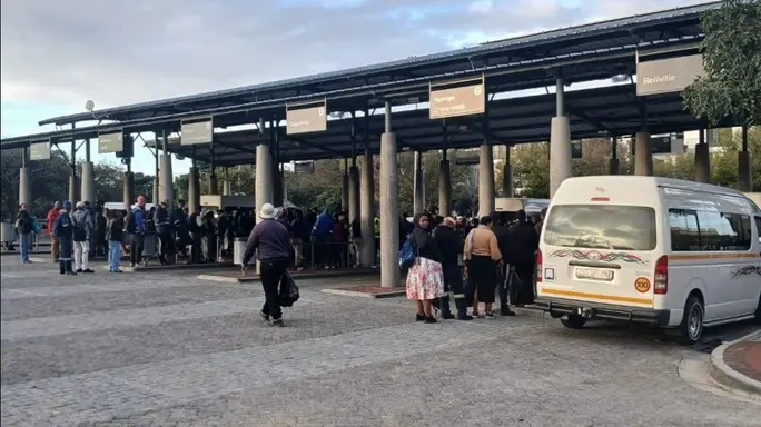 Taxi council weighing options as diesel crosses R33 mark
