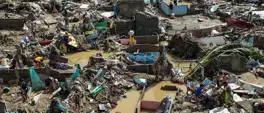 Death toll tops 100 as Philippines digs out after typhoon Death toll tops 100 as Philippines digs out after typhoon