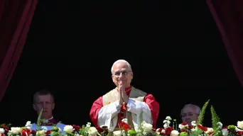 Pope urges those who 'unleash wars' to 'choose peace' Pope urges those who 'unleash wars' to 'choose peace'