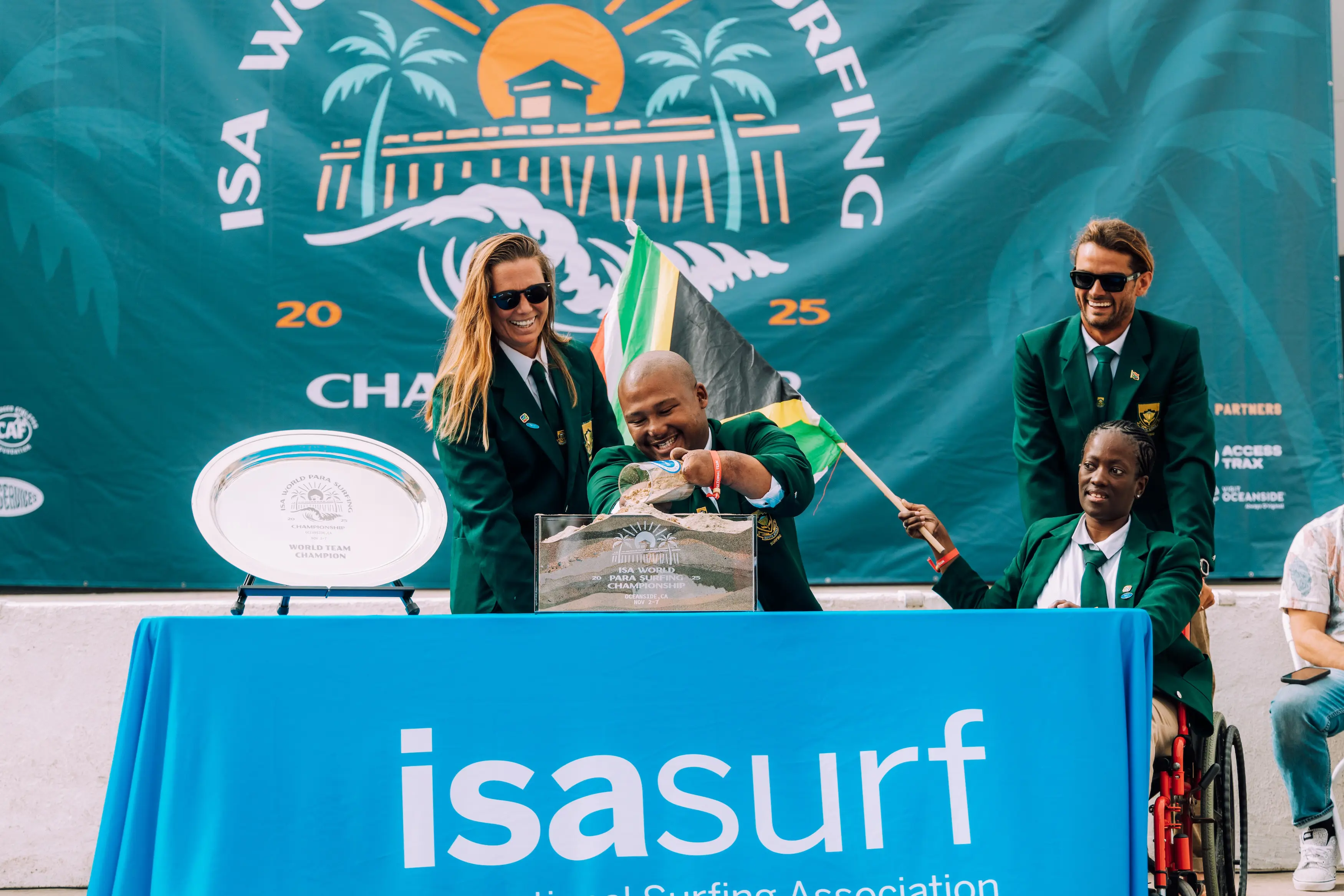 Team South Africa at the 2025 ISA World Para Surfing Championships in Oceanside, California. Picture: Jerrson Barboza. Team South Africa at the 2025 ISA World Para Surfing Championships in Oceanside, California. Picture: Jerrson Barboza.