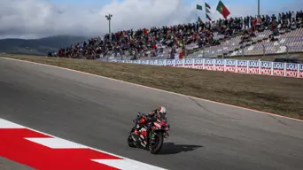 Bezzecchi grabs pole for Portuguese MotoGP Bezzecchi grabs pole for Portuguese MotoGP