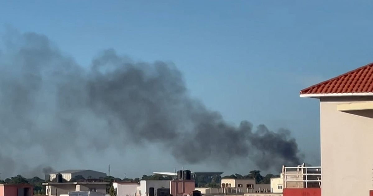 Gunfire rocks Mali districts, including junta stronghold: witnesses