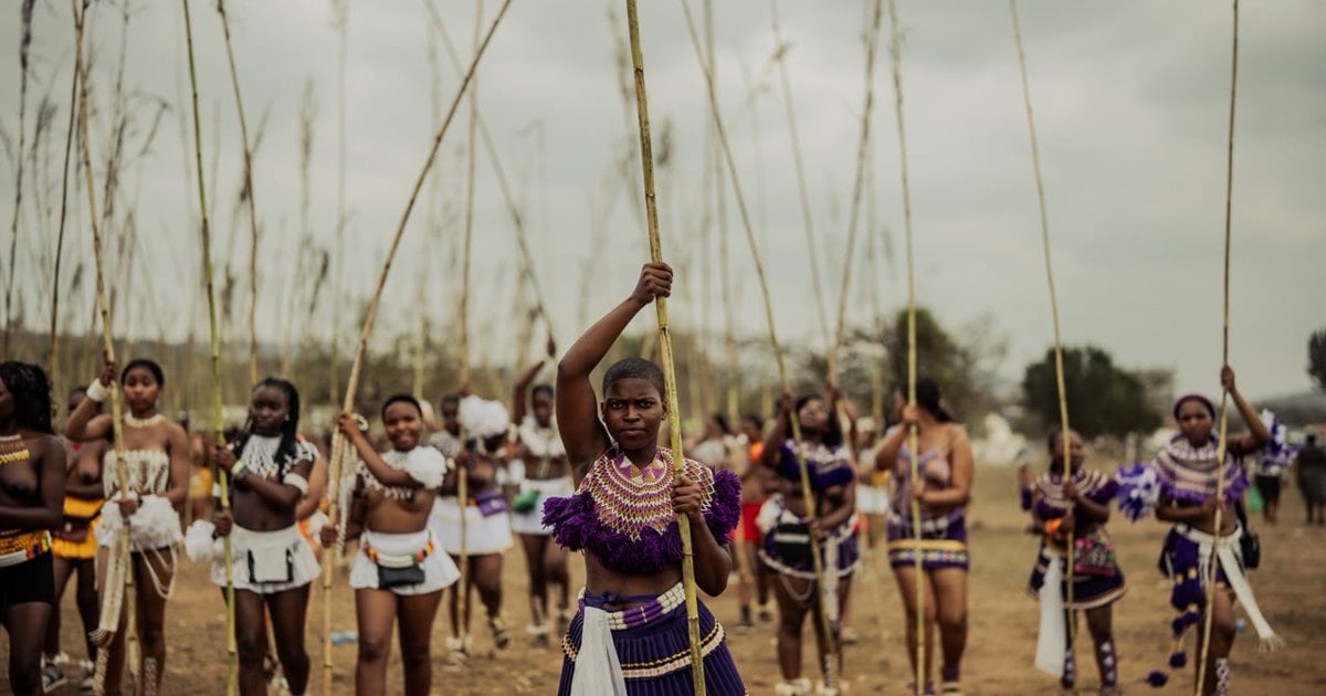 IN PICS | Thousands of maidens attend annual Zulu Reed Dance - EWN