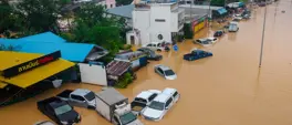 Floods in Thailand, Malaysia kill over 30, displace thousands Floods in Thailand, Malaysia kill over 30, displace thousands