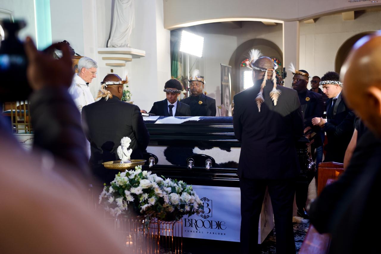 Let's fight for our home': Tributes pour in at funeral of Warrick ...