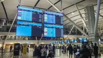Cape Town International Airport suspends international flights following fire Cape Town International Airport suspends international flights following fire