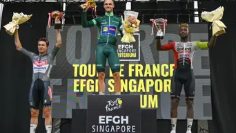Jonathan Milan wins wet Tour de France Singapore Criterium Jonathan Milan wins wet Tour de France Singapore Criterium