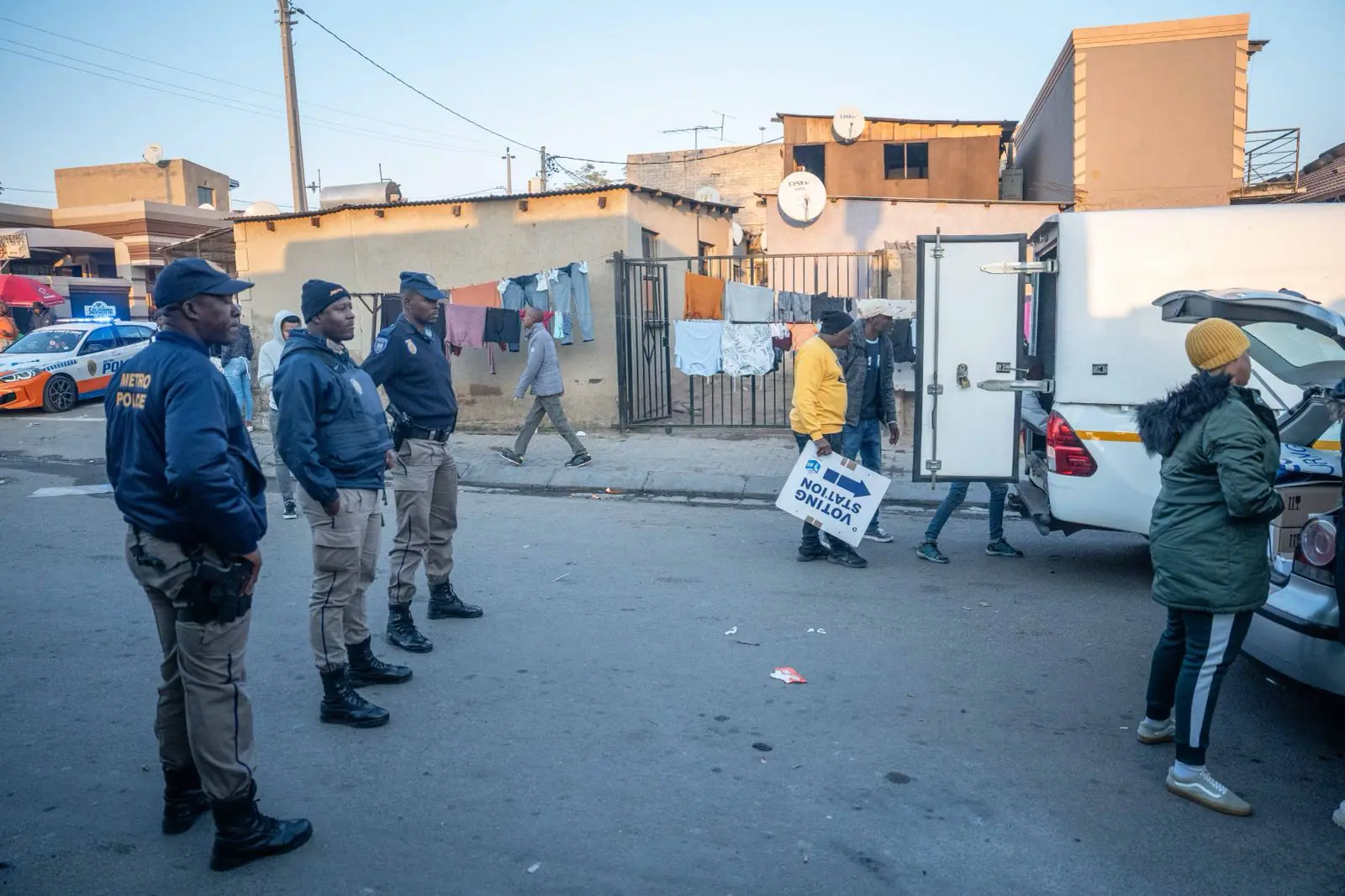 Police at the Alex voting station in Johannesburg on 29 May 2024. Picture: Jacques Nelles/Eyewitness News  Police at the Alex voting station in Johannesburg on 29 May 2024. Picture: Jacques Nelles/Eyewitness News