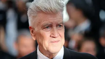 'Mulholland Drive' and 'Twin Peaks' director David Lynch dies at 78 'Mulholland Drive' and 'Twin Peaks' director David Lynch dies at 78