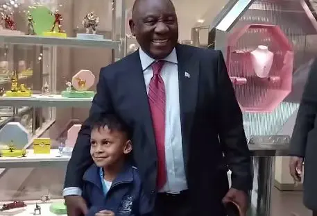 President Cyril Ramaphosa stops for selfies at a Cape Town mall President Cyril Ramaphosa stops for selfies at a Cape Town mall