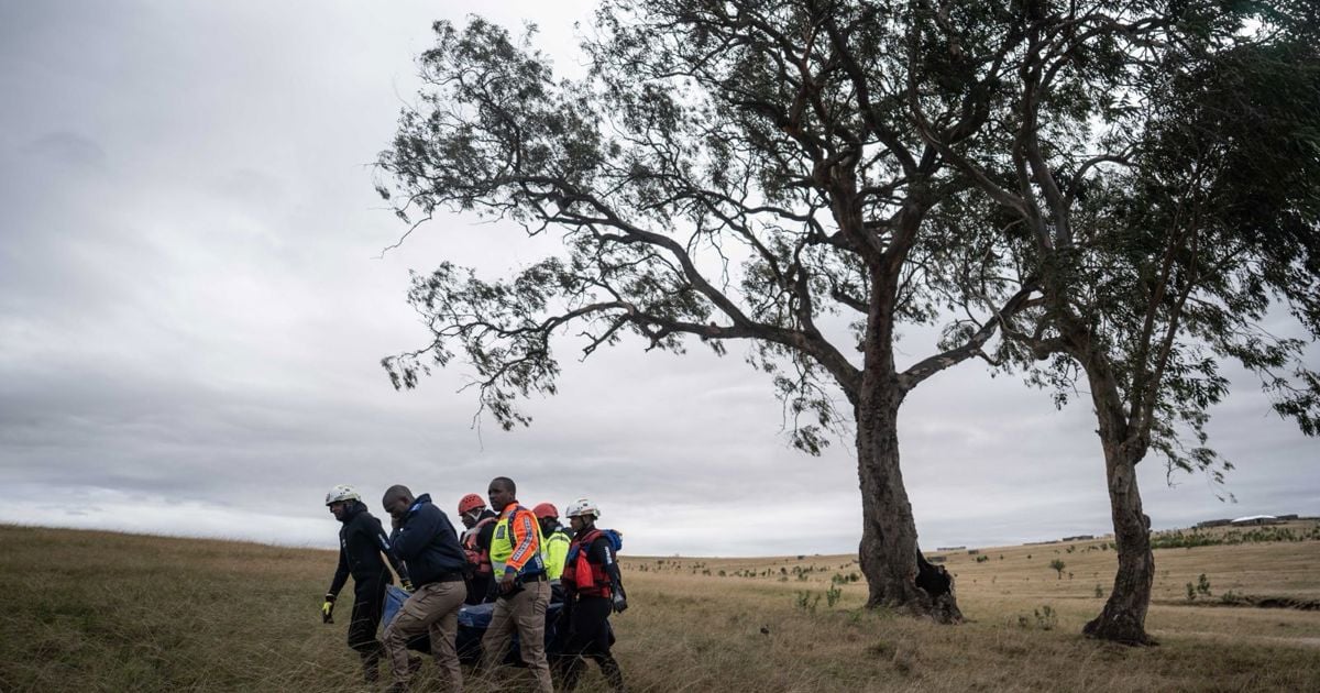 Police find another body during search for flood victims in EC
