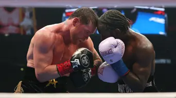Crawford shocks Alvarez to claim undisputed super middleweight world title Crawford shocks Alvarez to claim undisputed super middleweight world title