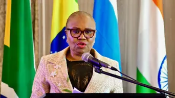 Tito Mboweni's leadership style should serve as blueprint for govt officials - Lindiwe Zulu Tito Mboweni's leadership style should serve as blueprint for govt officials - Lindiwe Zulu