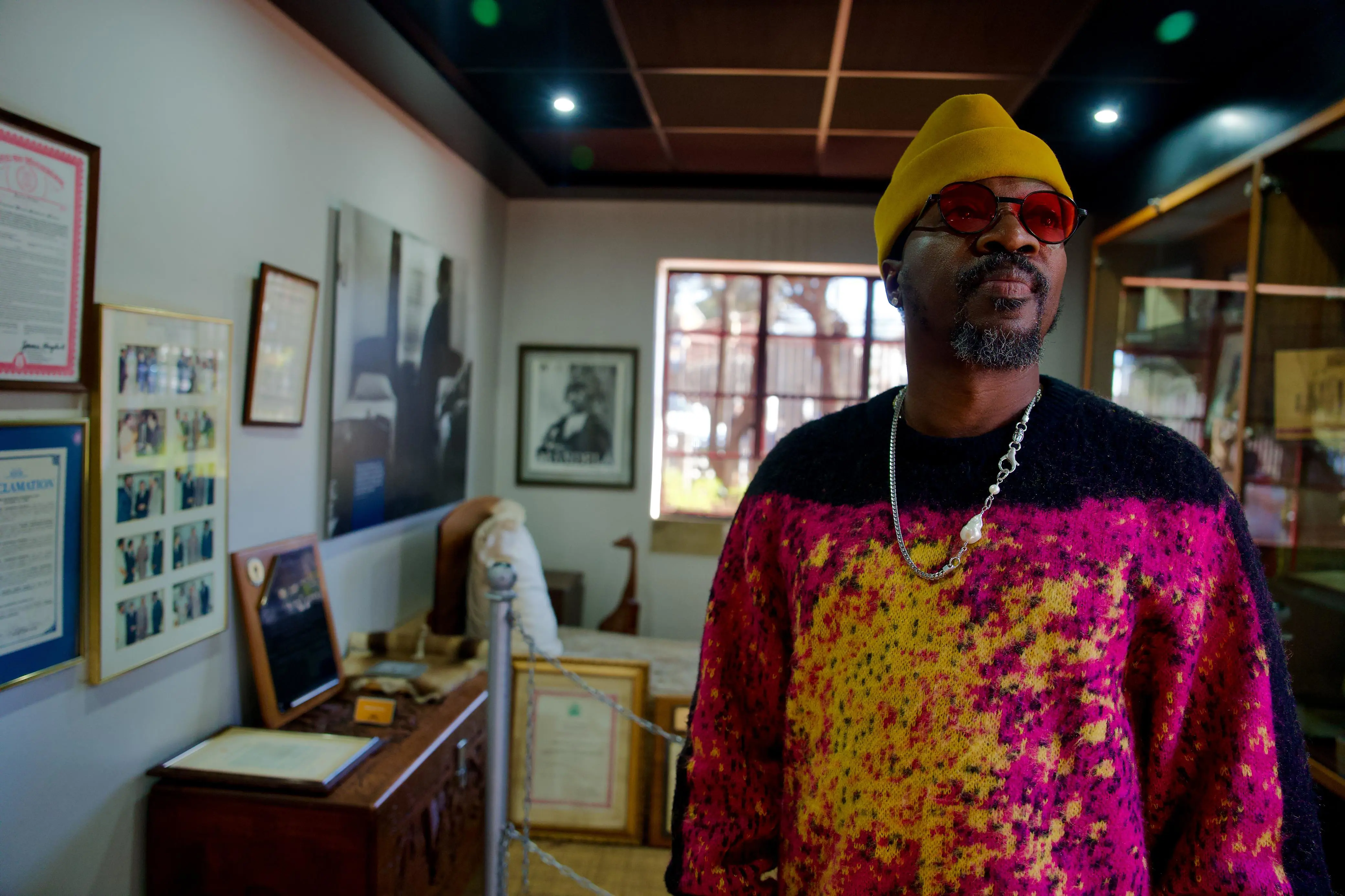 Grammy-winning R&B star Anthony Hamilton at former president Nelson Mandela's house in Soweto. Picture: Katlego Jiyane/Eyewitness News Grammy-winning R&B star Anthony Hamilton at former president Nelson Mandela's house in Soweto. Picture: Katlego Jiyane/Eyewitness News