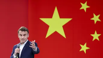 Macron threatens China with tariffs over trade surplus Macron threatens China with tariffs over trade surplus