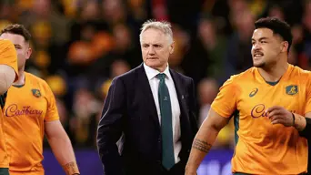 Rugby Australia back 'world's best coach' Schmidt after tour flop Rugby Australia back 'world's best coach' Schmidt after tour flop