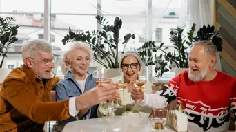 From bingo to bellinis: Seniors campaign for ‘happy hour’ From bingo to bellinis: Seniors campaign for ‘happy hour’