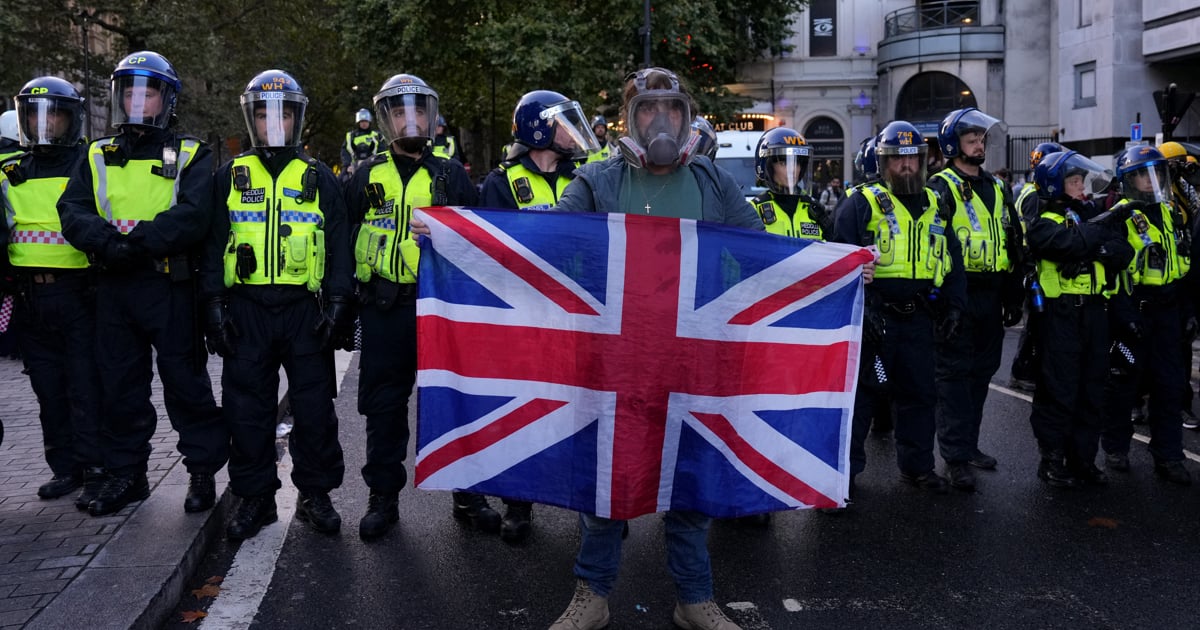 Britain looks for answers after huge far-right rally