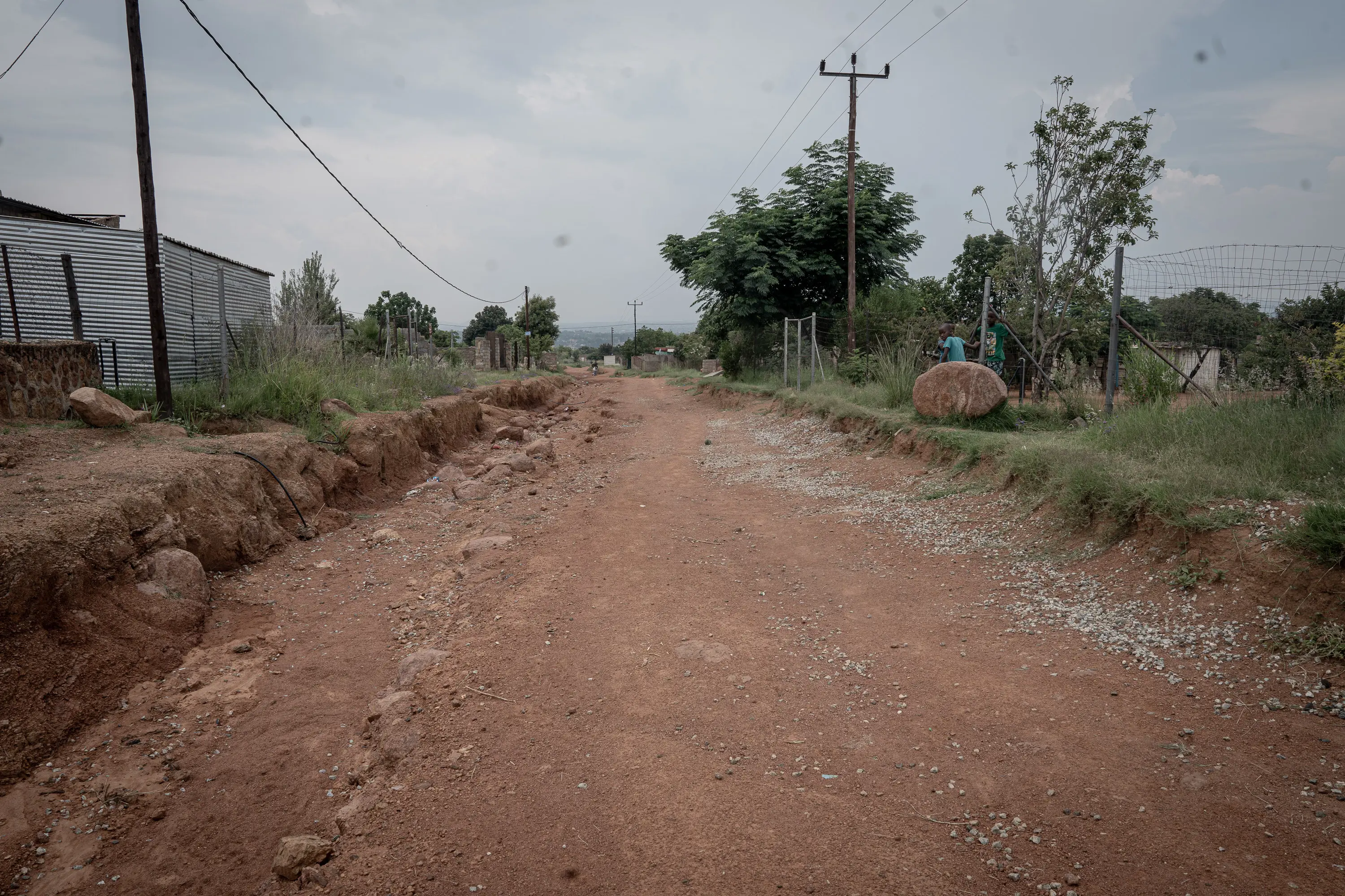 One of the roads in Hebron, North West dug up and left after an incomplete road rehabilitation project. Picture: Xanderleigh Dookey Makhaza/Eyewitness News One of the roads in Hebron, North West dug up and left after an incomplete road rehabilitation project. Picture: Xanderleigh Dookey Makhaza/Eyewitness News