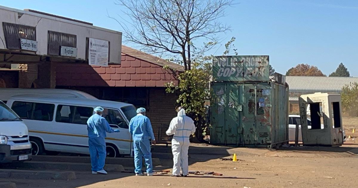Police recover 10 high-calibre firearms at the Meyerton taxi rank ...