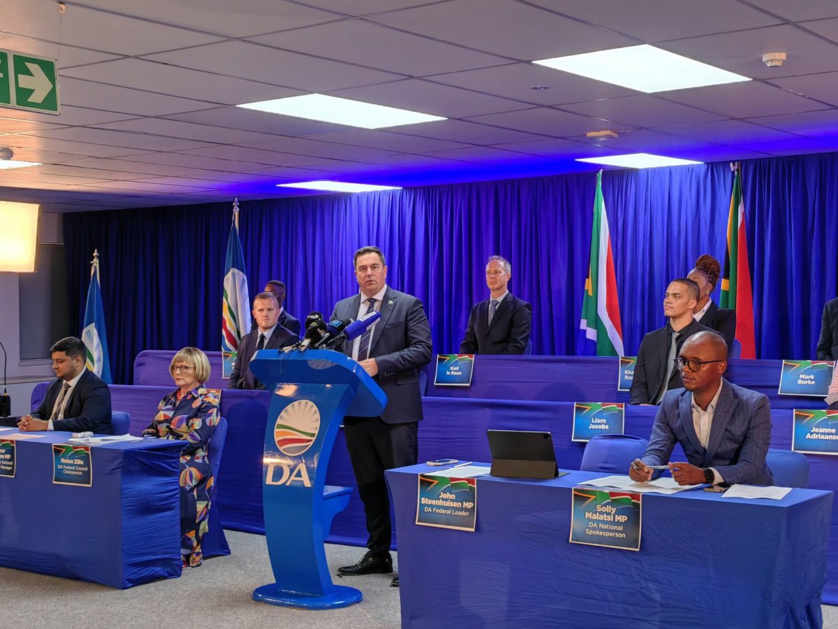 DA unveils 11 new faces to represent party at provincial, national level - Vimarsana News