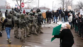 US immigration agent's fatal shooting of woman leaves Minneapolis in shock US immigration agent's fatal shooting of woman leaves Minneapolis in shock