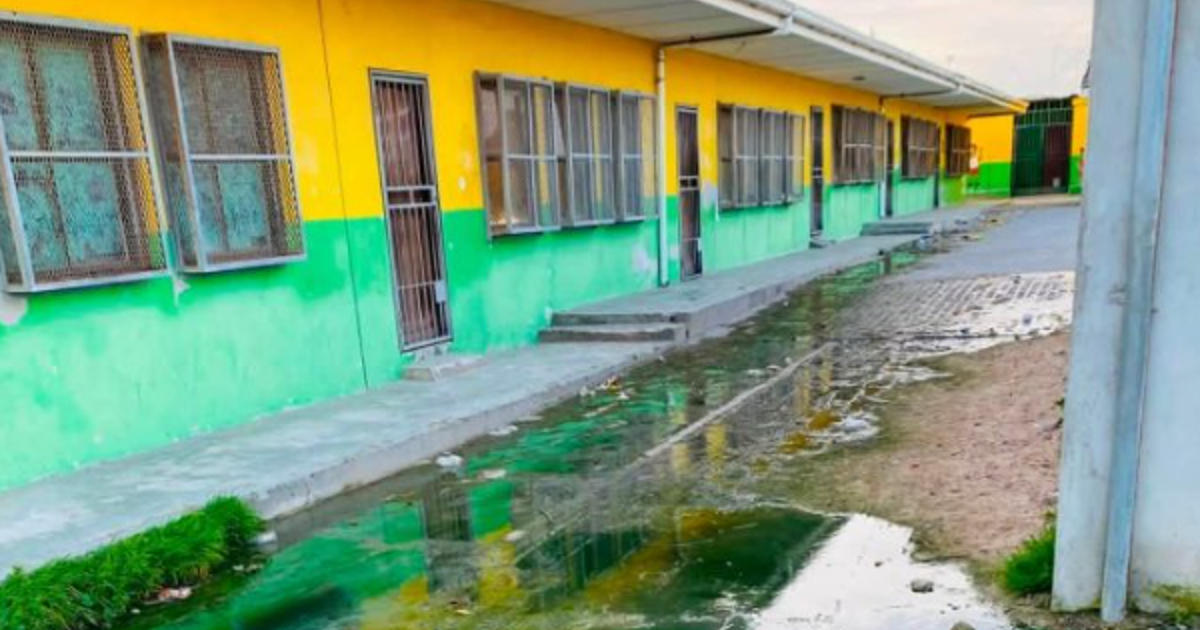 Sewage saga: WCED set to meet with Kuyasa Primary School community