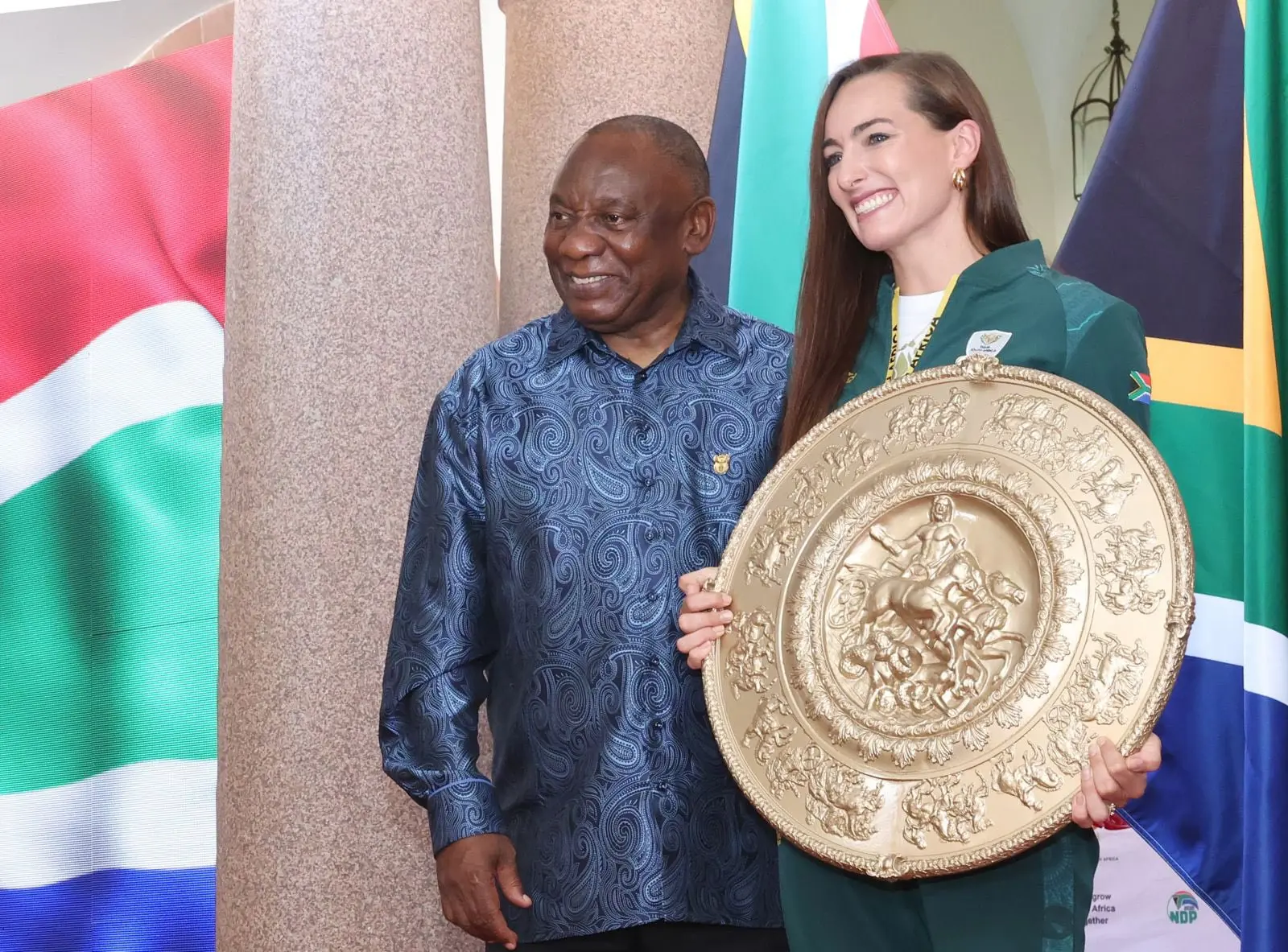 President Cyril Ramaphosa and Olympics swimming gold medalist, Tatjana Smith, at the Union Buildings in Pretoria on 29 November 2024. Picture: @PresidencyZA/X President Cyril Ramaphosa and Olympics swimming gold medalist, Tatjana Smith, at the Union Buildings in Pretoria on 29 November 2024. Picture: @PresidencyZA/X