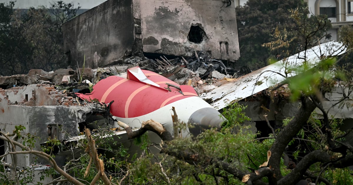 India plane crash death toll rises to 279