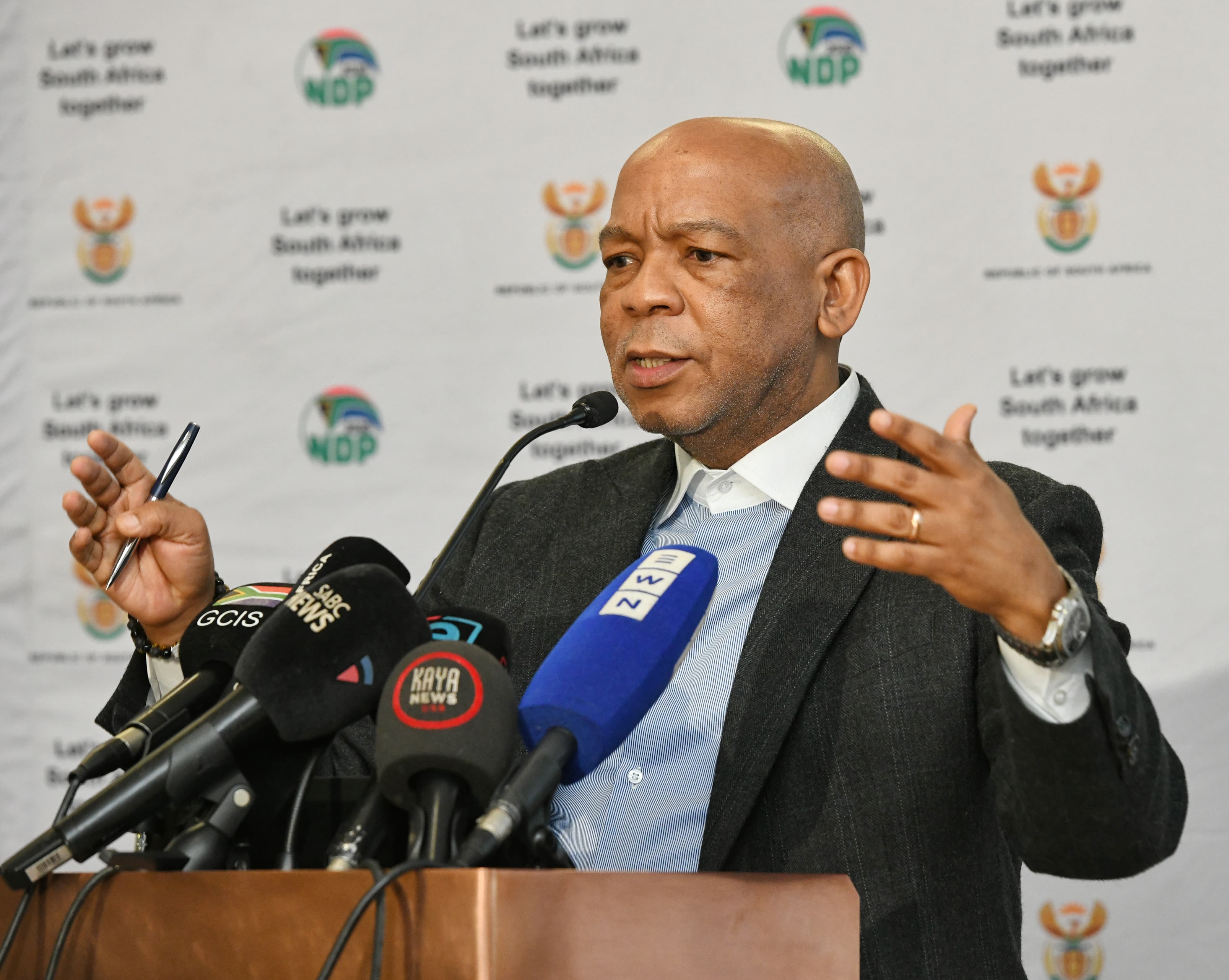 South Africa Targets R2.2 Trillion Energy Expansion with China