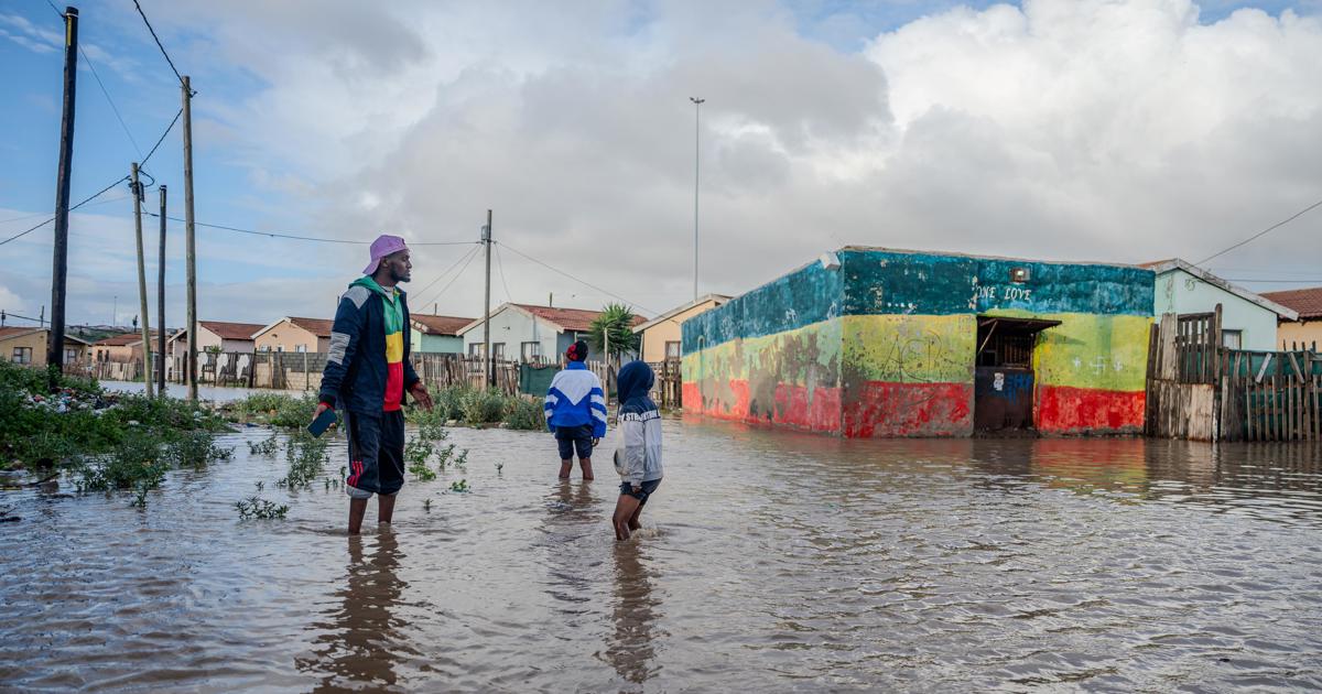 Eastern Cape floods: SAWS maintains level 8 warning