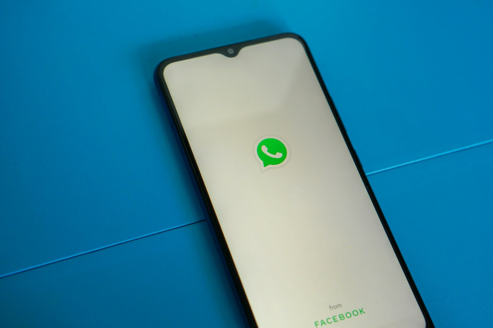 Australia Expands Social Media Ban for Under-16s to Include WhatsApp, Reddit, Twitch