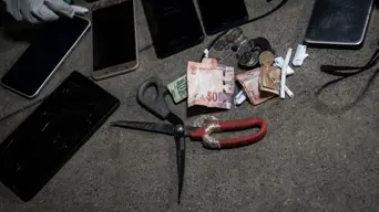 Large contraband haul seized in surprise Pollsmoor Prison raid Large contraband haul seized in surprise Pollsmoor Prison raid