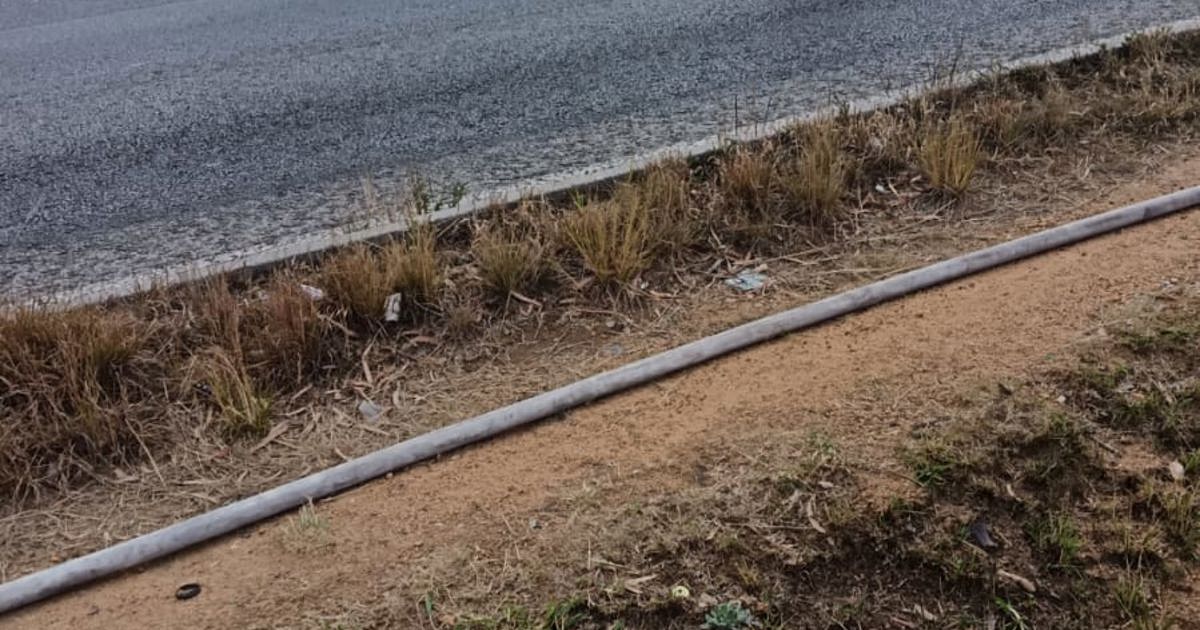 2 Injured after light aircraft crashes near Midrand business complex